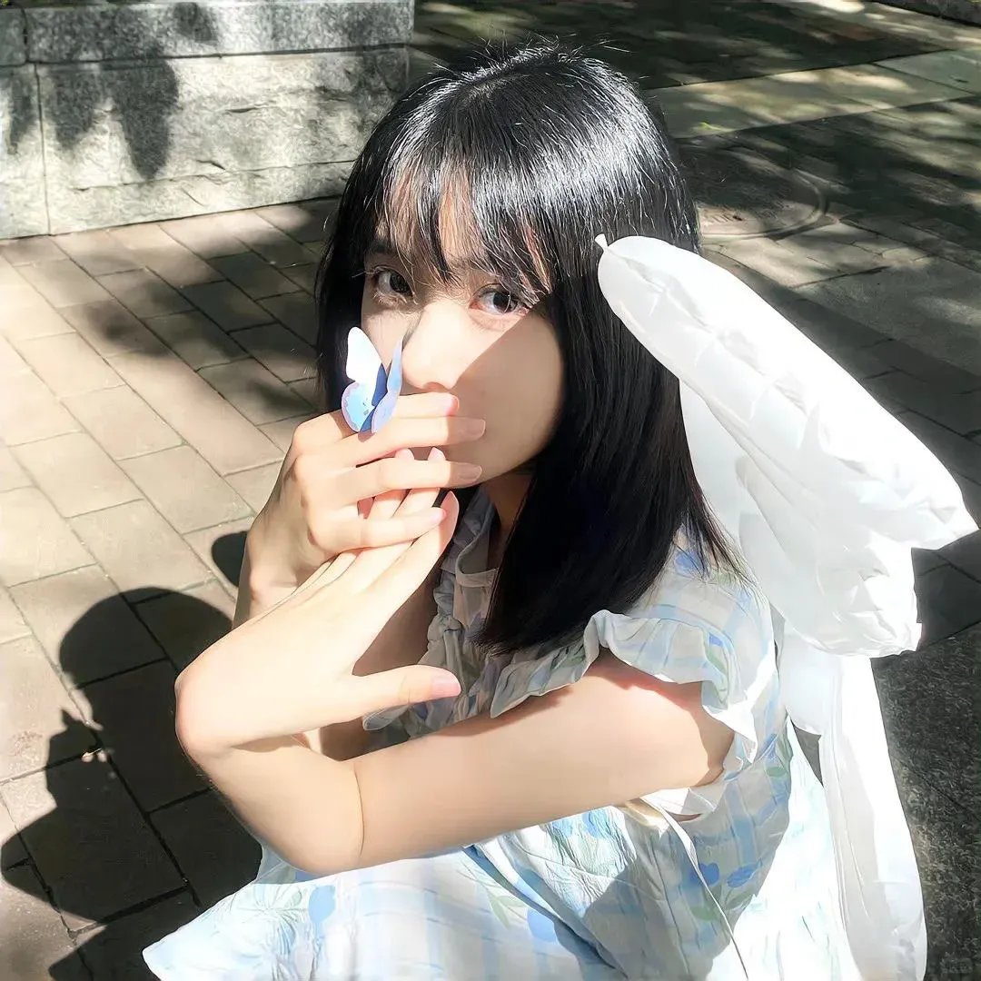 清风朗月花正开